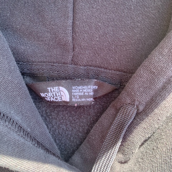 The North Face Women’s Large Hoodie - Picture 4 of 6